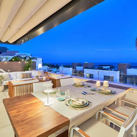 Unique * ماربيا